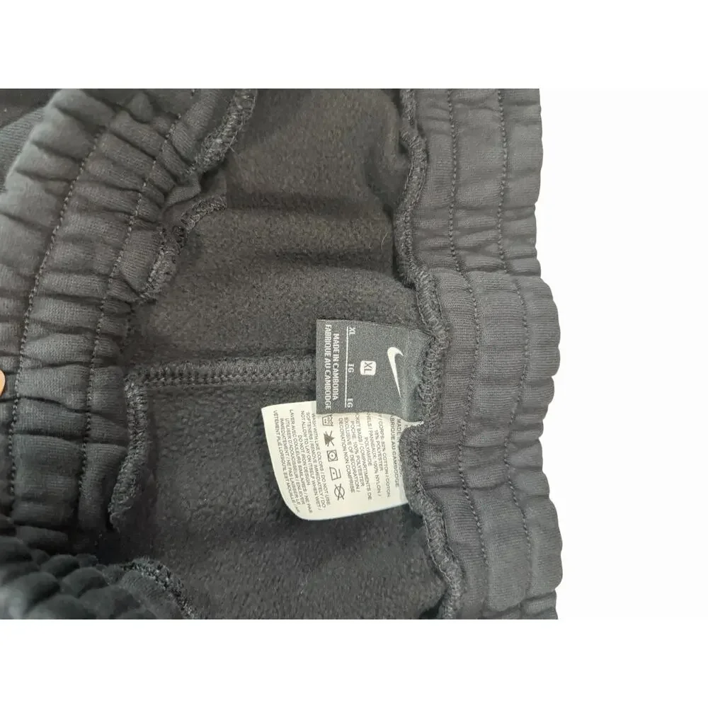Nike FC Fleece Jogger Sweatpants Men’s XL Black Tapered Snap Ankle Pants